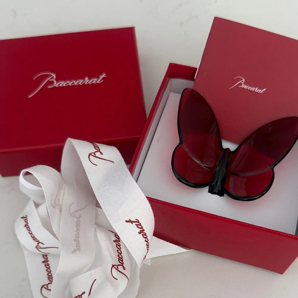Baccarat Deep Red Butterfly Accessory - Picture 1 of 2